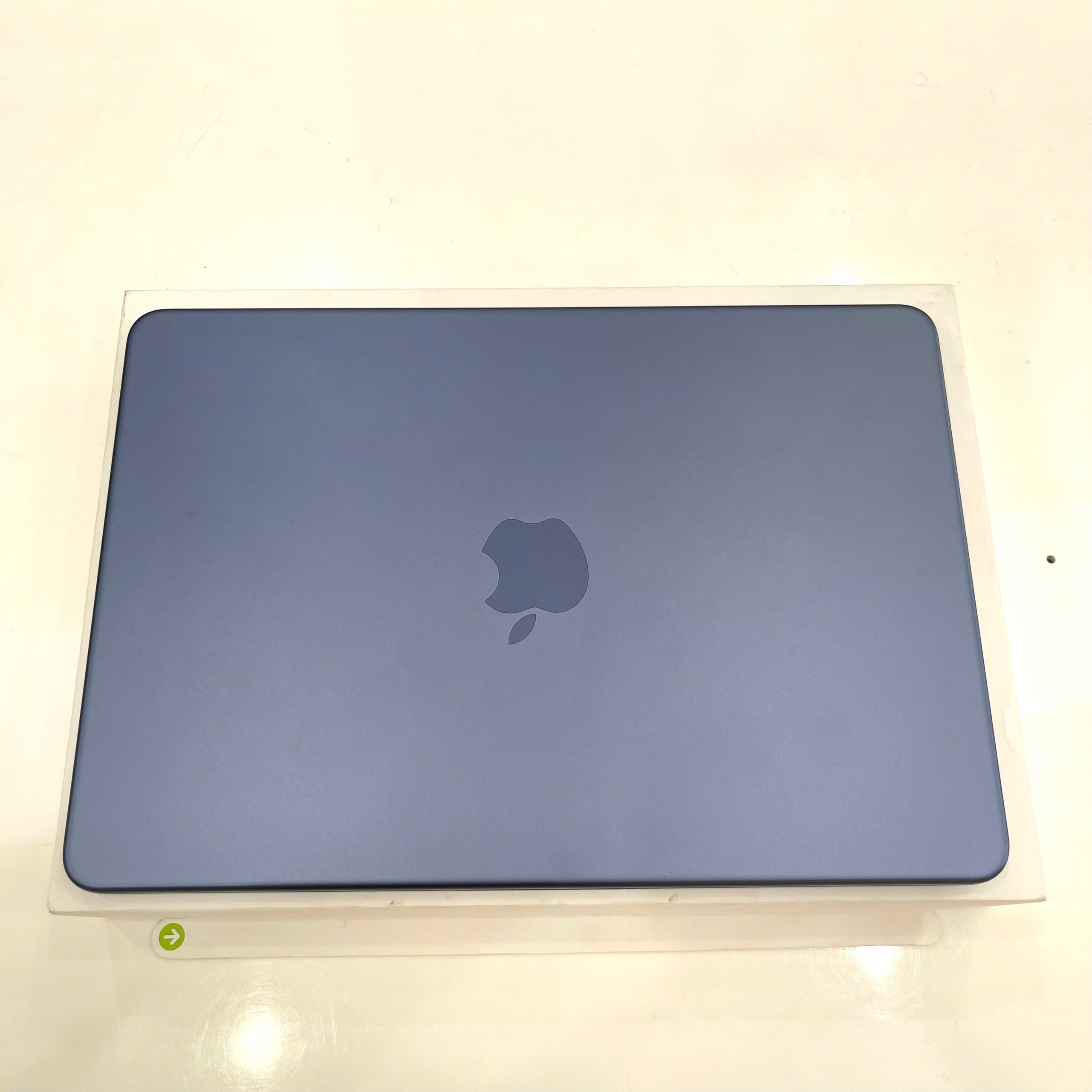 MacBook Neo 13 inch A18 Pro 2026 màu sắc sang trọng